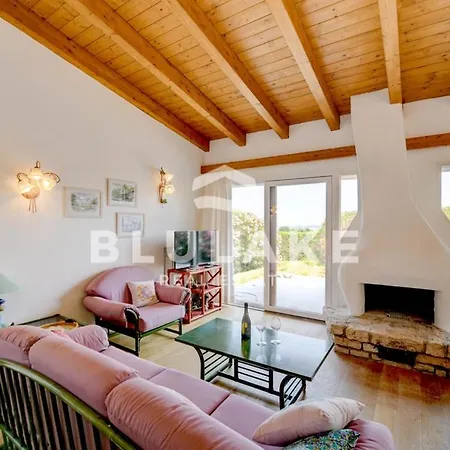 Villa Laluisa-garda Manerba del Garda