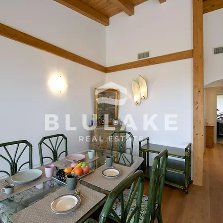 Laluisa-garda Villa